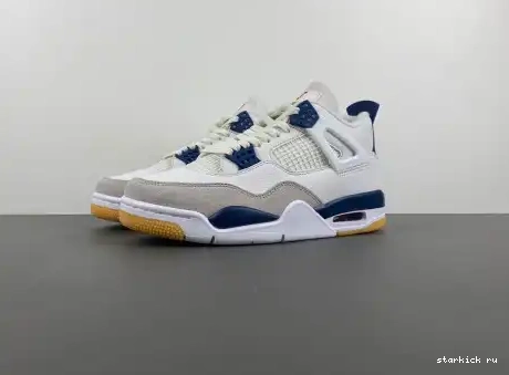 DR5415-100 Jordan SB DR5415-100 Retro Navy 4  0527